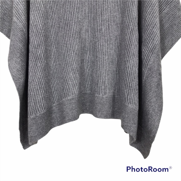 Loft Gray Ribbed Knit Poncho - Picture 6 of 11